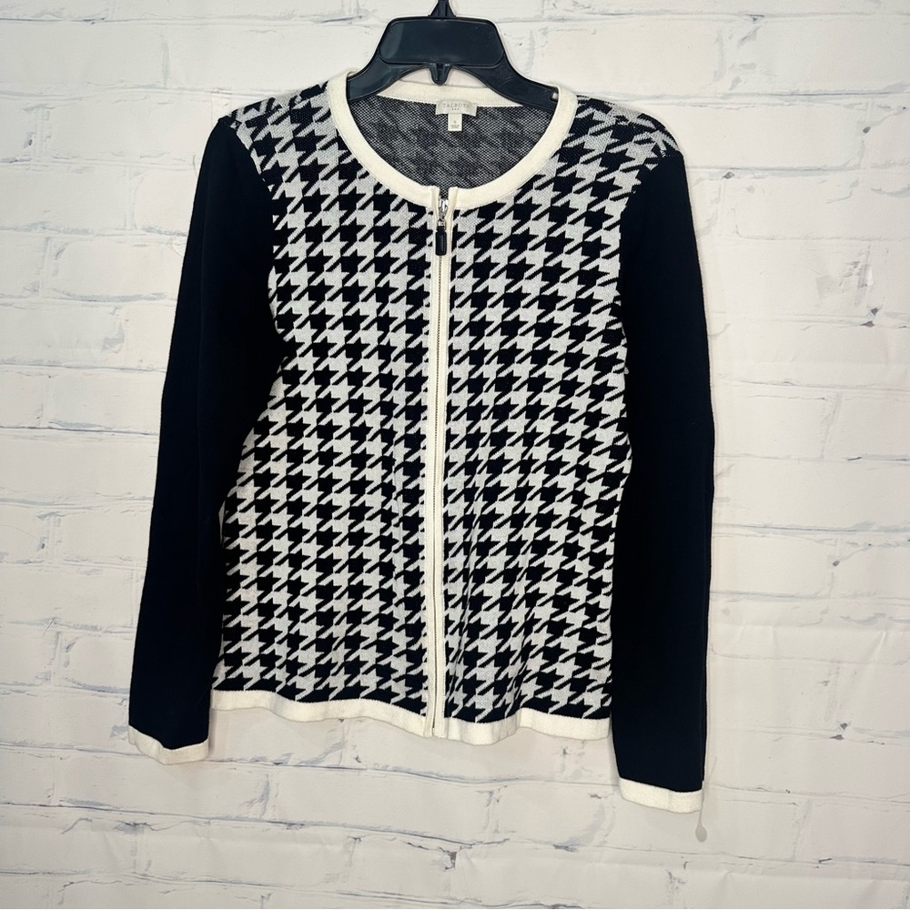 Women’s‎ Talbots small black & white top